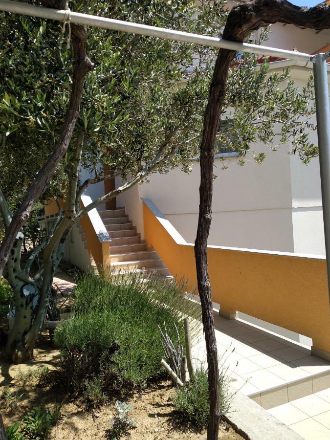 ראב Apartments Palit מראה חיצוני תמונה